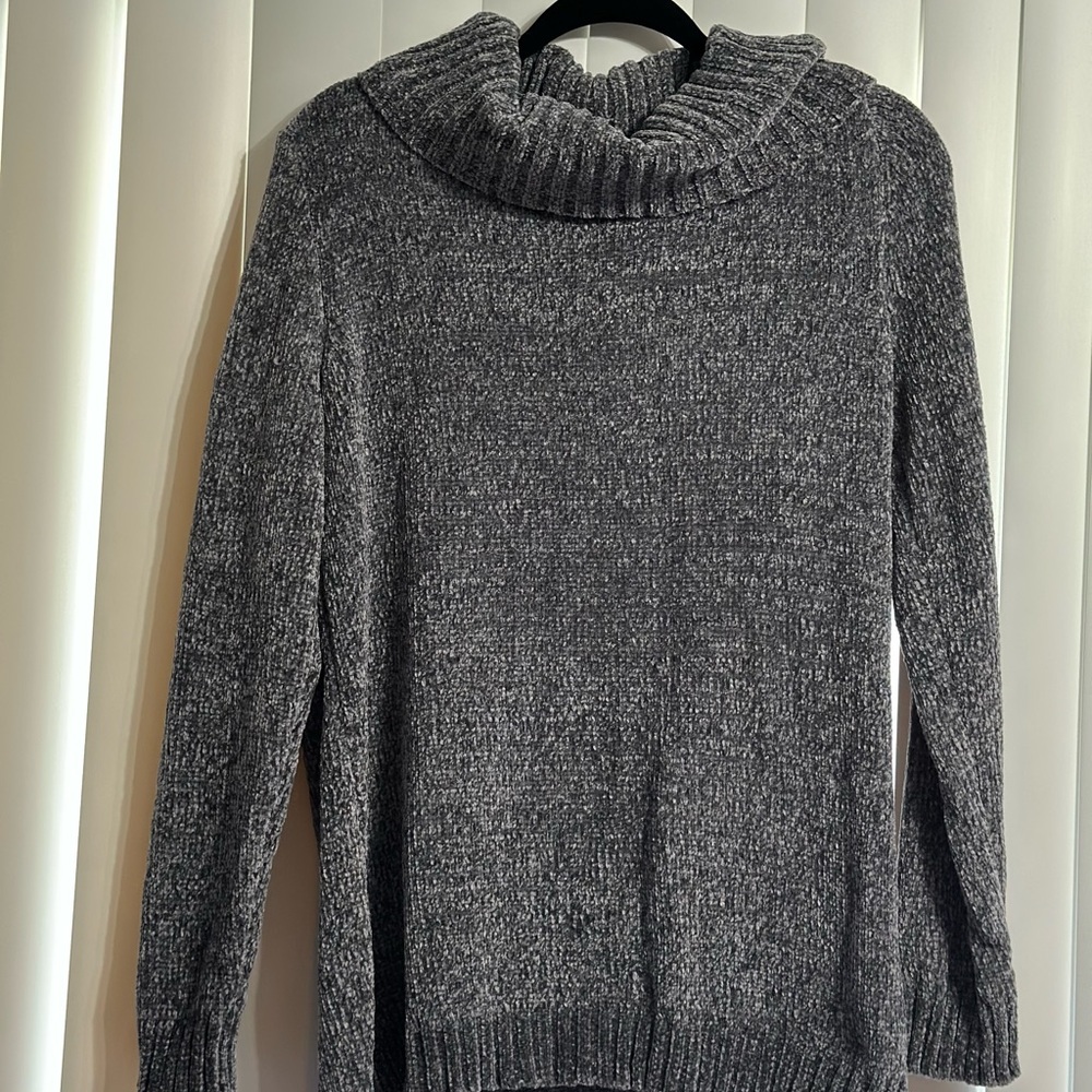 Cozy Gray Women's Sweater